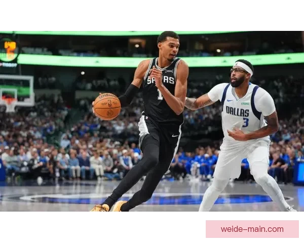 文班41分18篮板3盖帽零失误领衔马刺大胜勇士 卡斯尔15分11板助攻全队